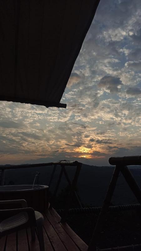 Готель Glamping Orosierra Chinchina Екстер'єр фото